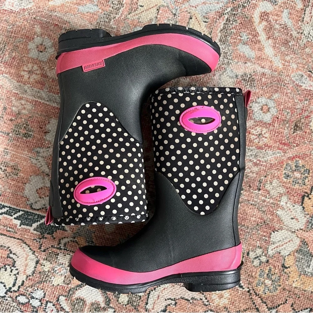 Western Chief Black and Pink Insulated Boots